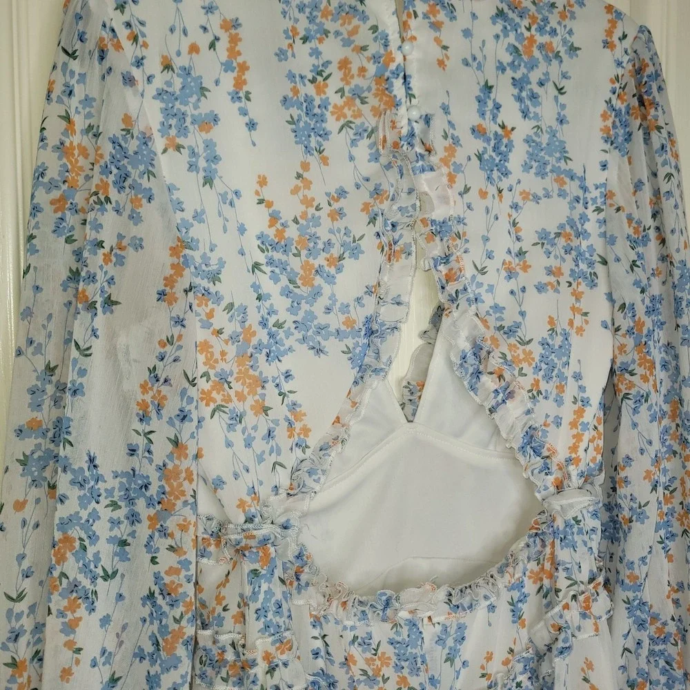 Women's M White Blue Orange Floral Fit & Flare Dress V-Neck Back Cutout Ruffle